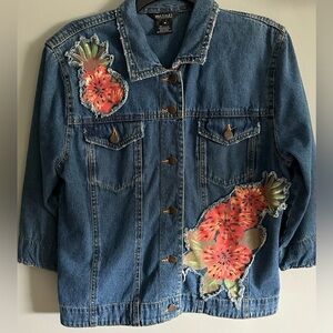 Multiples Floral Embroidered Distressed Vintage Denim Jean Jacket size medium